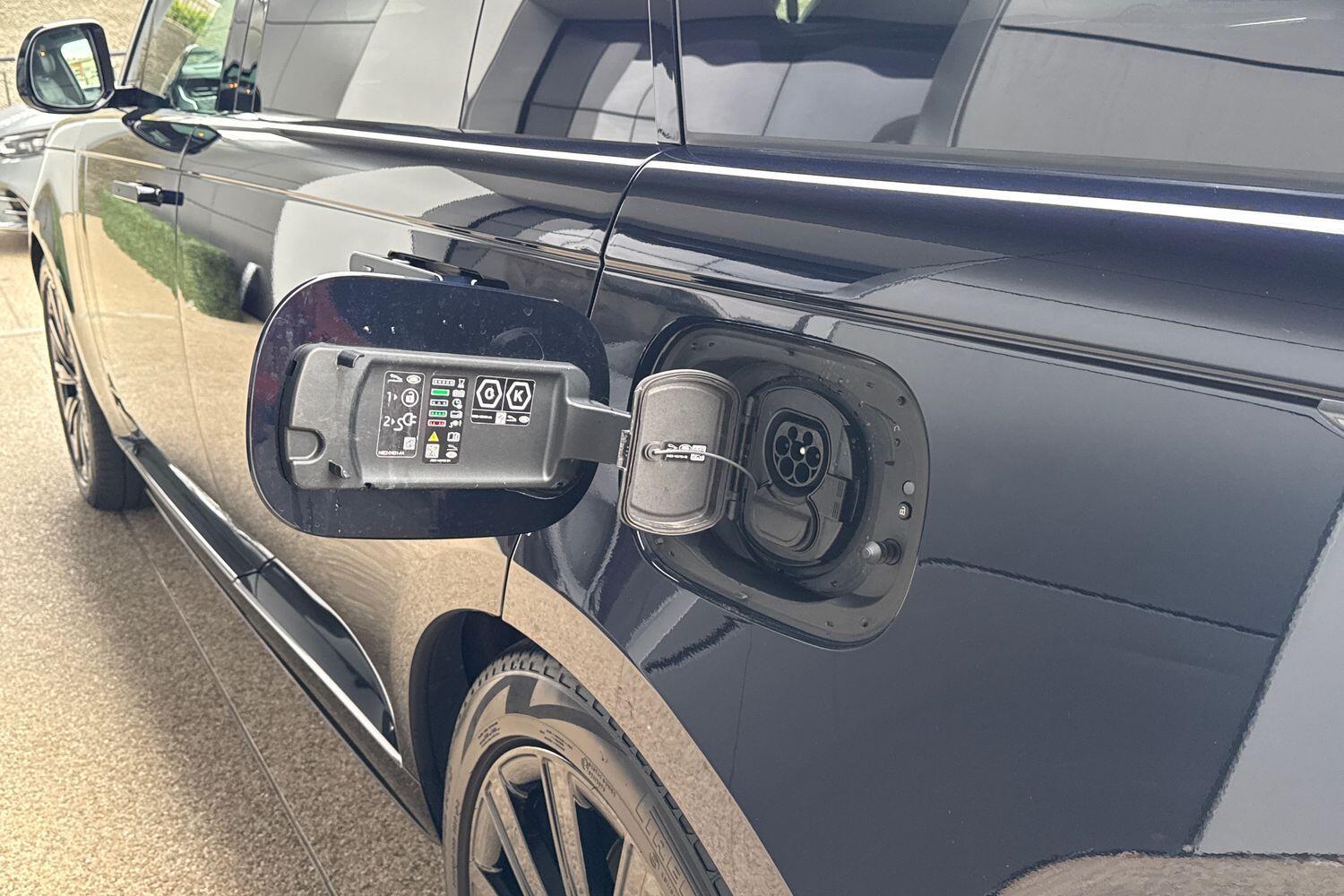 Used Land Rover Range Rover 2024 for sale - 76152318: Photo 14