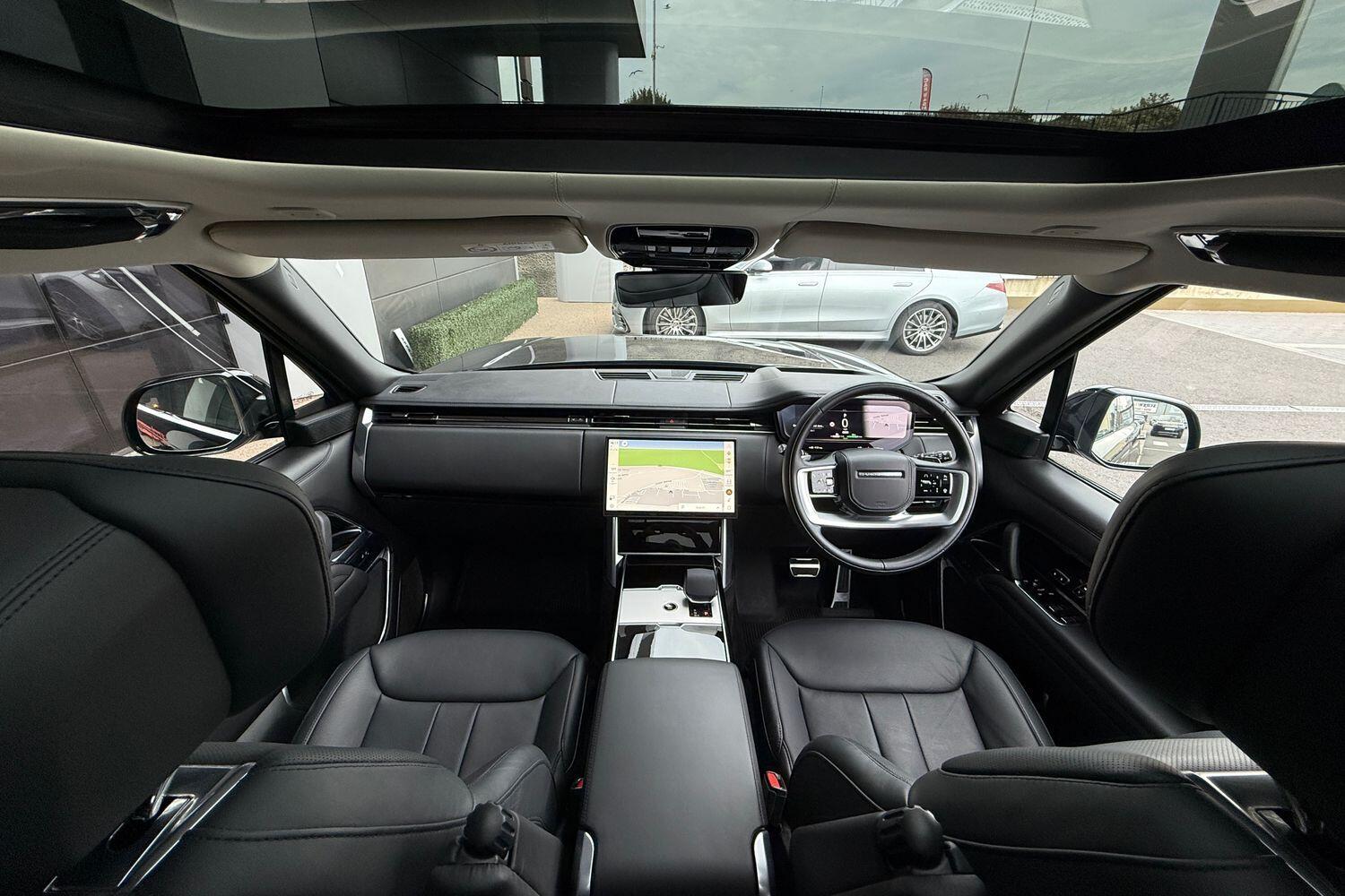 Used Land Rover Range Rover 2024 for sale - 76152318: Photo 3