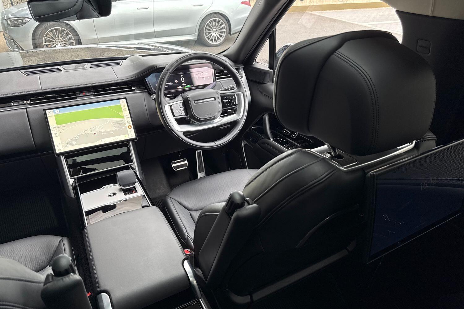 Used Land Rover Range Rover 2024 for sale - 76152318: Photo 50