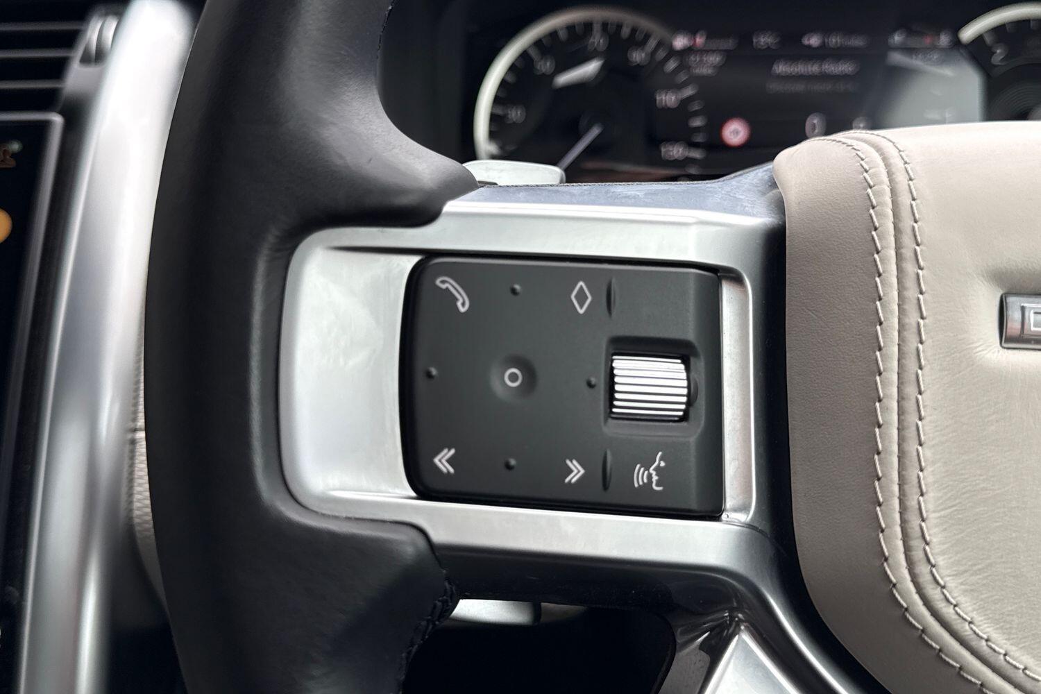 Used Land Rover Discovery 2023 for sale - 76528079: Photo 31