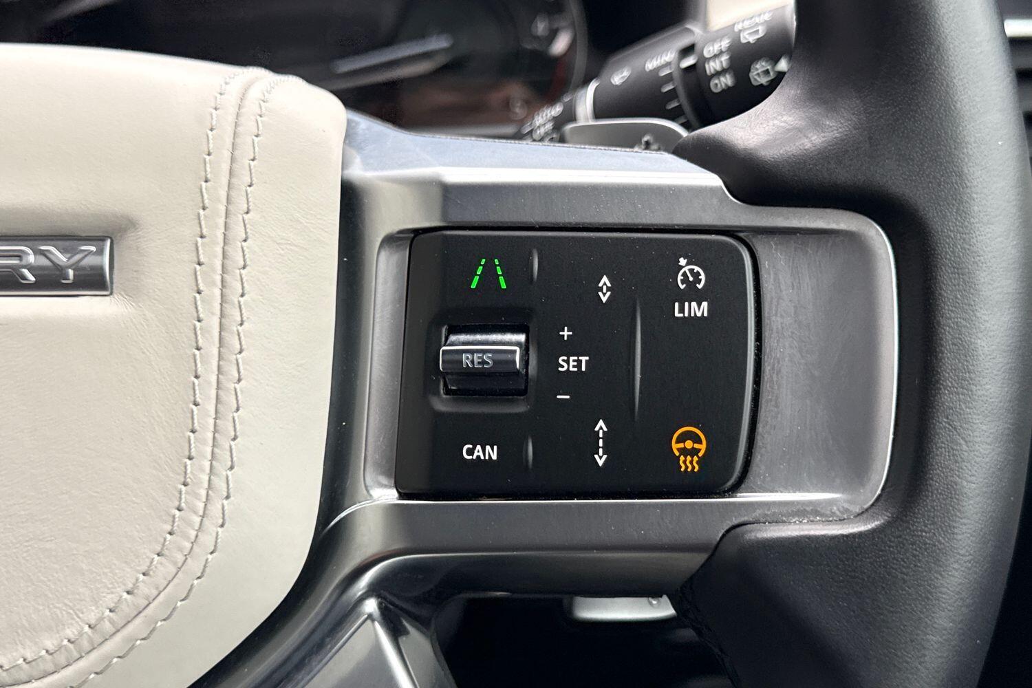 Used Land Rover Discovery 2023 for sale - 76528079: Photo 32