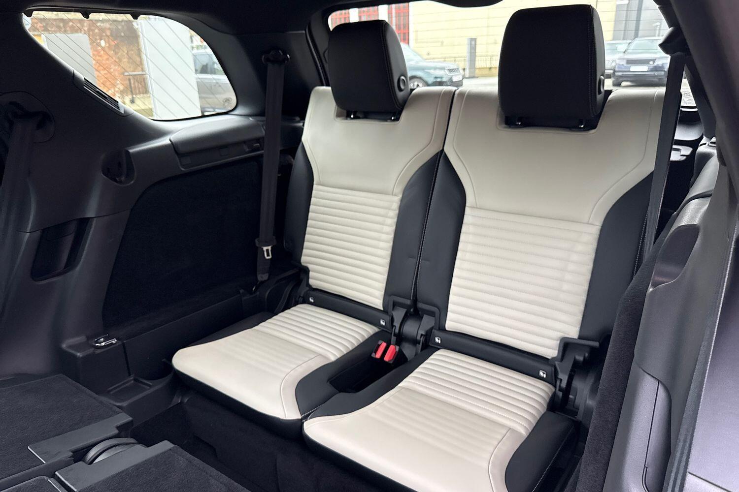 Used Land Rover Discovery 2023 for sale - 76528079: Photo 50