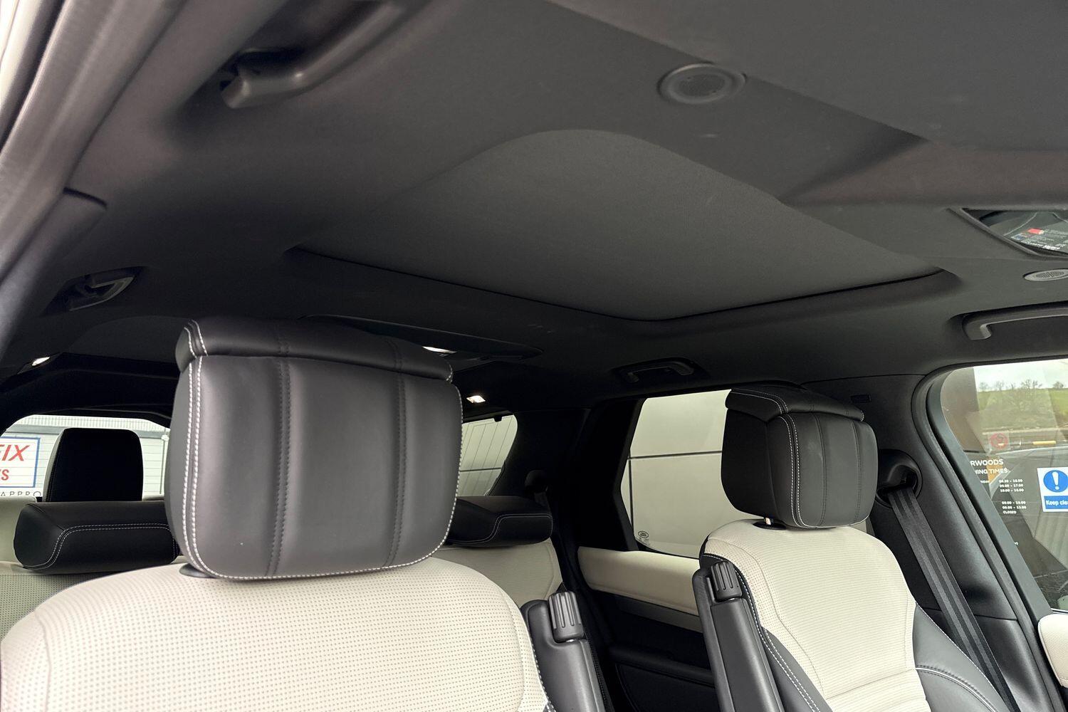 Used Land Rover Discovery 2023 for sale - 76528079: Photo 9