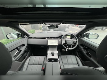 Used Land Rover Range Rover Evoque 2025 for sale - 75940070: Photo