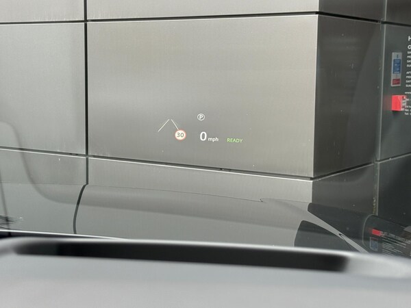 Used Land Rover Range Rover 2025 for sale - 76270346: Photo 24