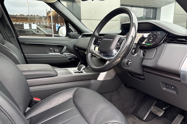 Used Land Rover Range Rover 2025 for sale - 76270346: Photo 30