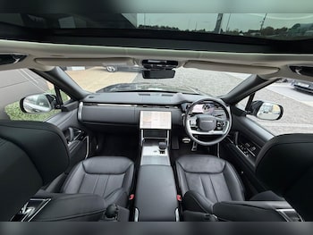 Used Land Rover Range Rover 2025 for sale - 76270346: Photo 3