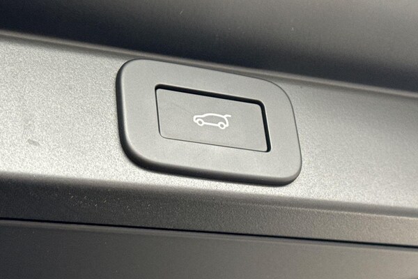 Used Land Rover Range Rover 2025 for sale - 76270346: Photo 44
