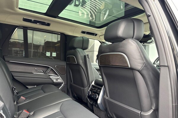 Used Land Rover Range Rover 2025 for sale - 76270346: Photo 47