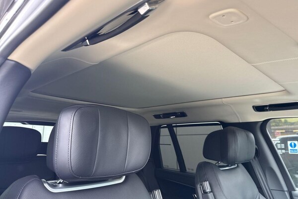 Used Land Rover Range Rover 2025 for sale - 76270346: Photo 8