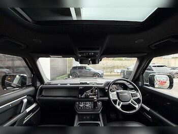 Used Land Rover Defender 110 2024 for sale - 77376804: Photo