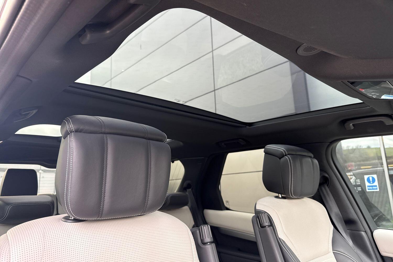 Used Land Rover Discovery 2023 for sale - 76473344: Photo 10