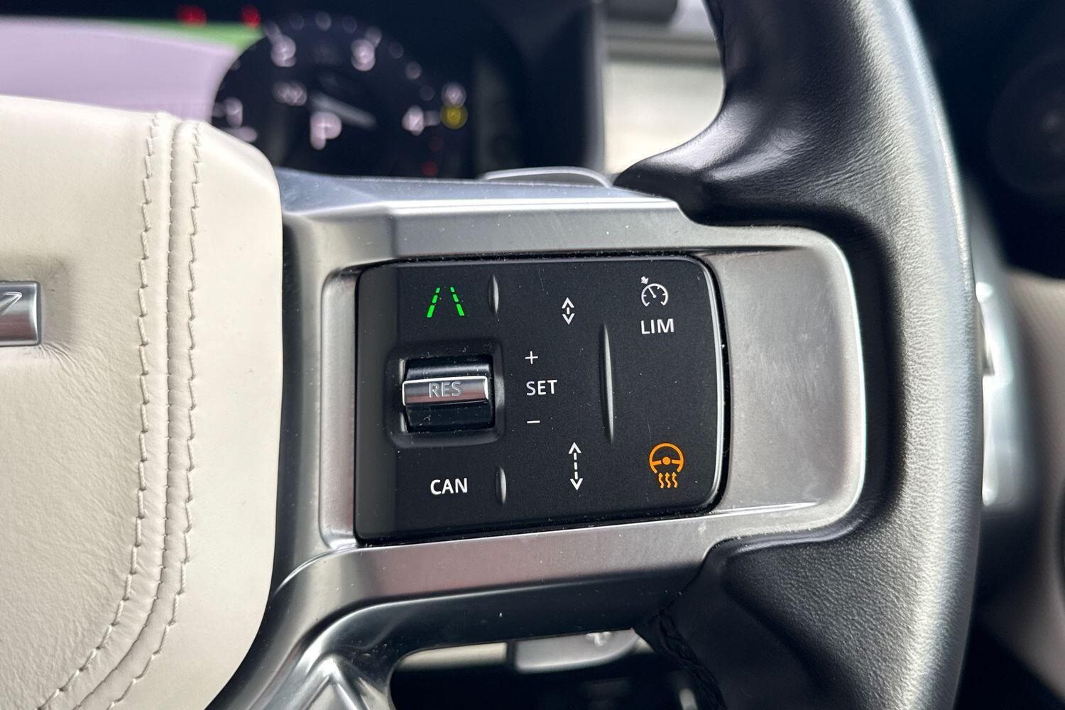 Used Land Rover Discovery 2023 for sale - 76473344: Photo 31