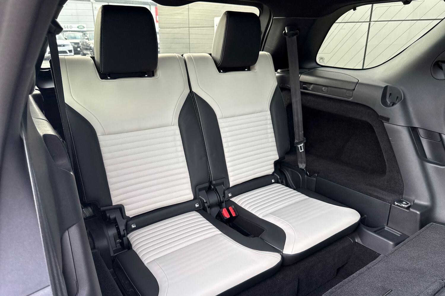 Used Land Rover Discovery 2023 for sale - 76473344: Photo 45