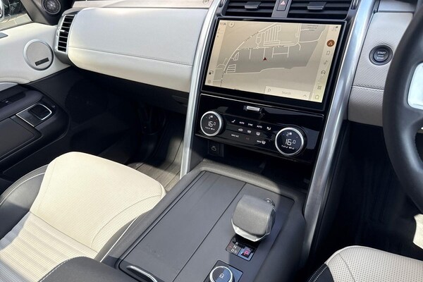 Used Land Rover Discovery 2024 for sale - 76109534: Photo 44