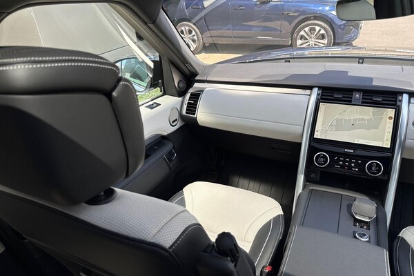 Used Land Rover Discovery 2024 for sale - 76109534: Photo 51
