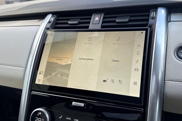 Used Land Rover Discovery 2024 for sale - 76109534: Photo 66