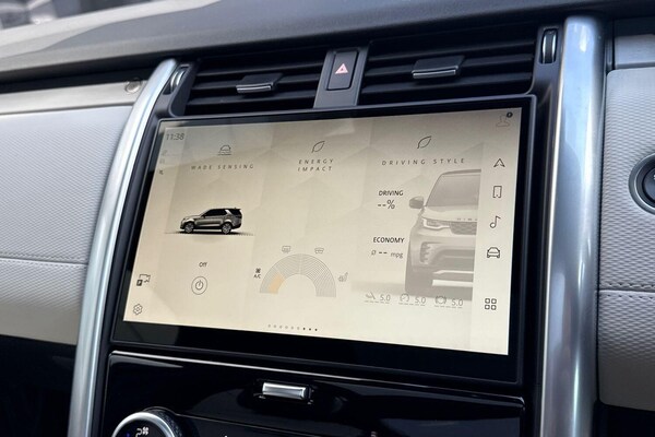 Used Land Rover Discovery 2024 for sale - 76109534: Photo 67