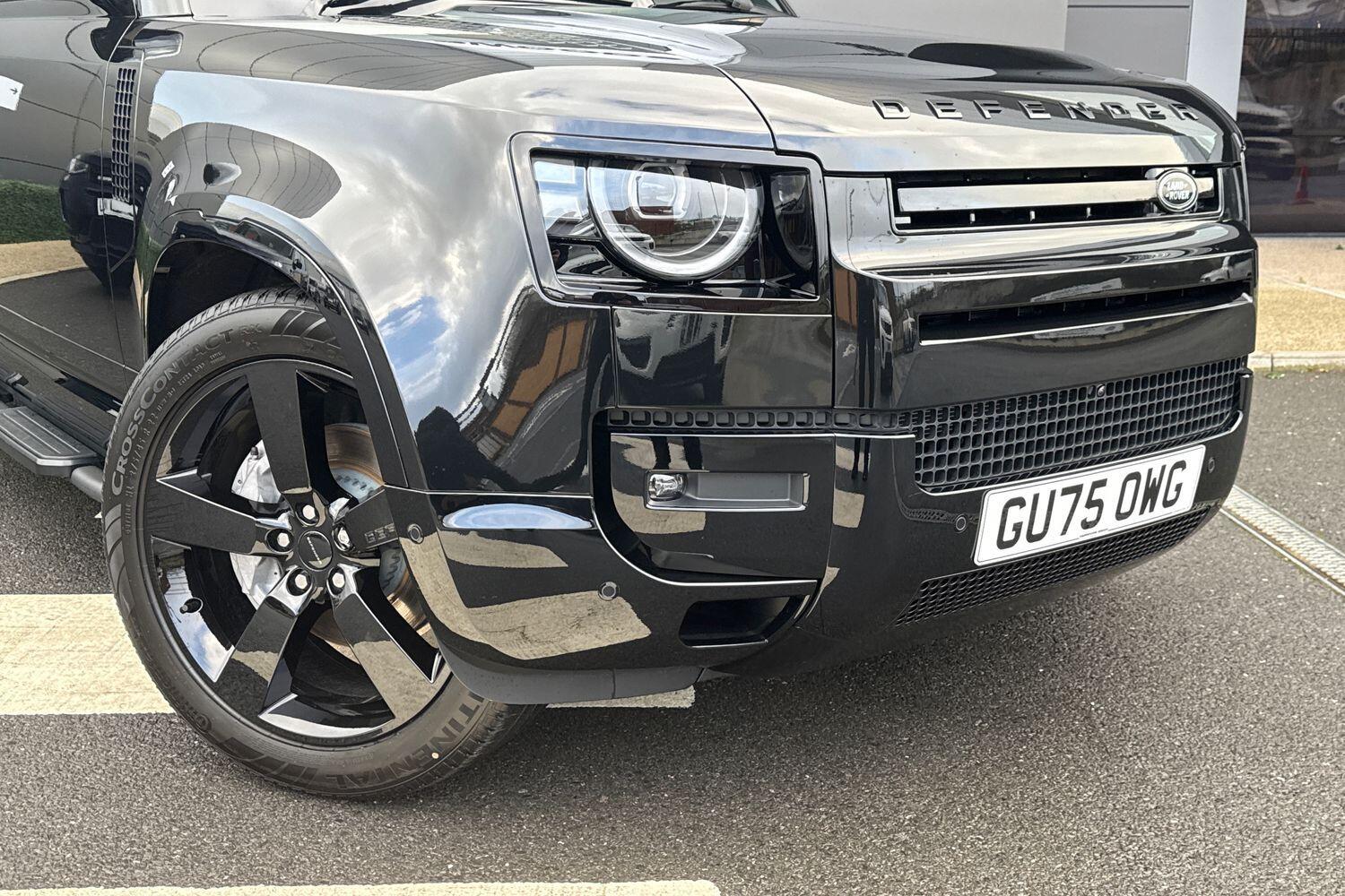 Used Land Rover Defender 110 2025 for sale - 76899161: Photo 19