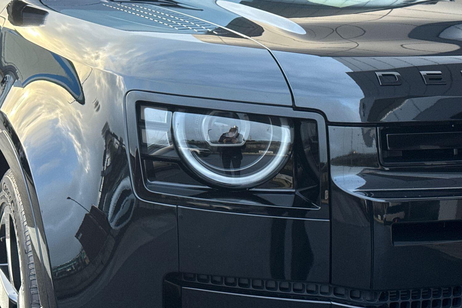 Used Land Rover Defender 110 2025 for sale - 76899161: Photo 28