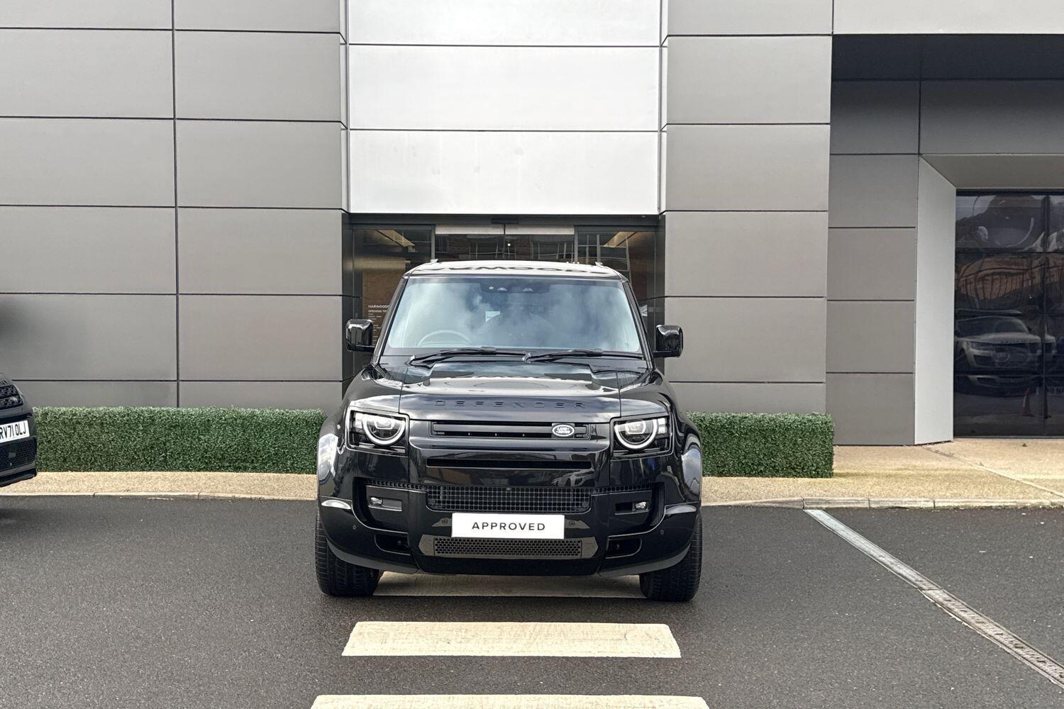 Used Land Rover Defender 110 2025 for sale - 76899161: Photo 69