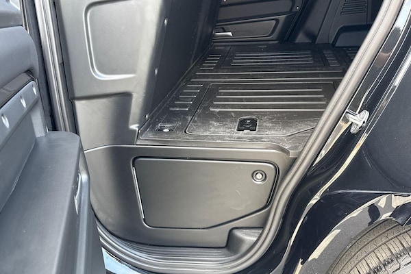 Used Land Rover Defender 110 2023 for sale - 75707698: Photo 52