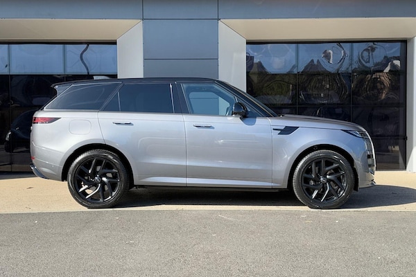 Used Land Rover Range Rover Sport 2022 for sale - 75977766: Photo 2