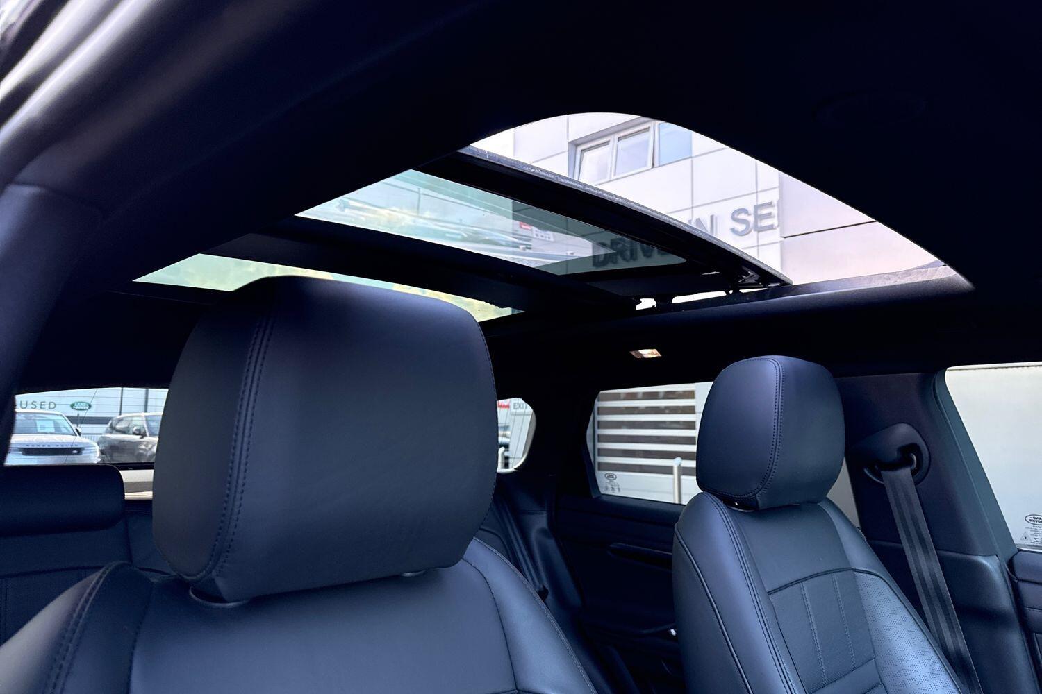 Used Land Rover Range Rover Evoque 2022 for sale - 76801115: Photo 11