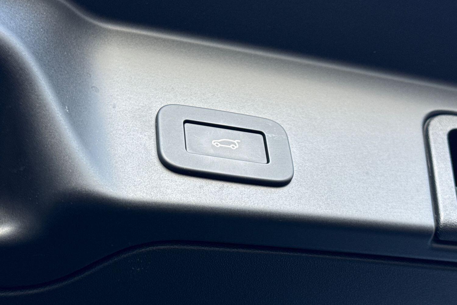 Used Land Rover Range Rover Evoque 2022 for sale - 76801115: Photo 32