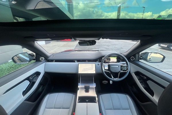 Used Land Rover Range Rover Evoque 2025 for sale - 76227250: Photo 3