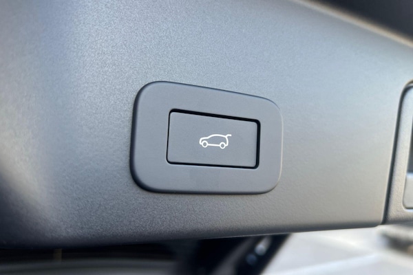 Used Land Rover Range Rover Evoque 2025 for sale - 76227250: Photo 41