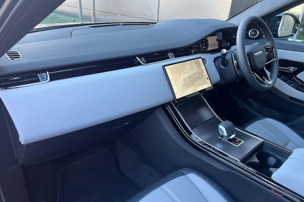 Used Land Rover Range Rover Evoque 2025 for sale - 76227250: Photo 45