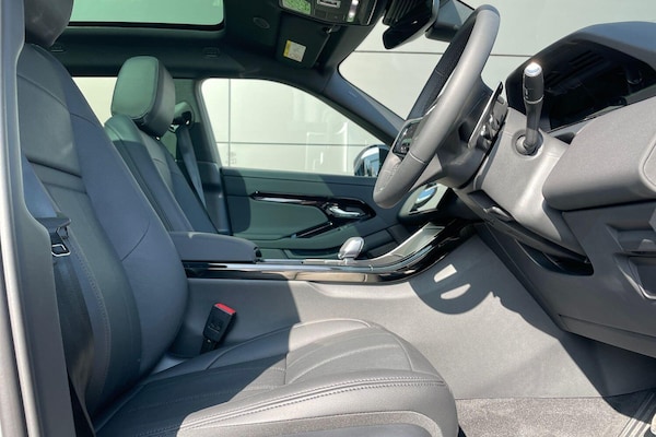 Used Land Rover Range Rover Evoque 2025 for sale - 76214485: Photo 14