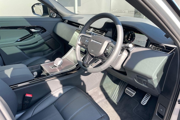 Used Land Rover Range Rover Evoque 2025 for sale - 76214485: Photo 15