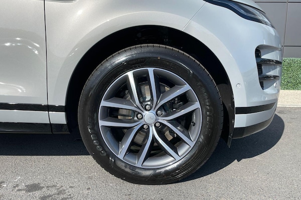 Used Land Rover Range Rover Evoque 2025 for sale - 76214485: Photo 21