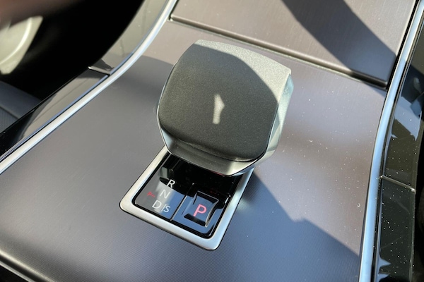 Used Land Rover Range Rover Evoque 2025 for sale - 76214485: Photo 37