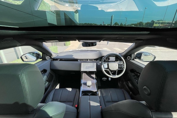 Used Land Rover Range Rover Evoque 2025 for sale - 76214485: Photo 3