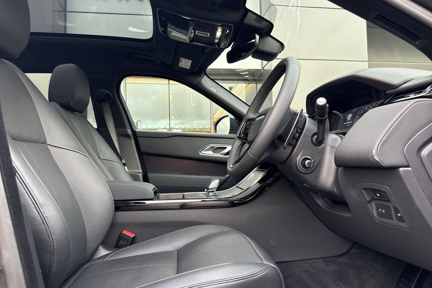 Used Land Rover Range Rover Velar 2025 for sale - 76498493: Photo 16