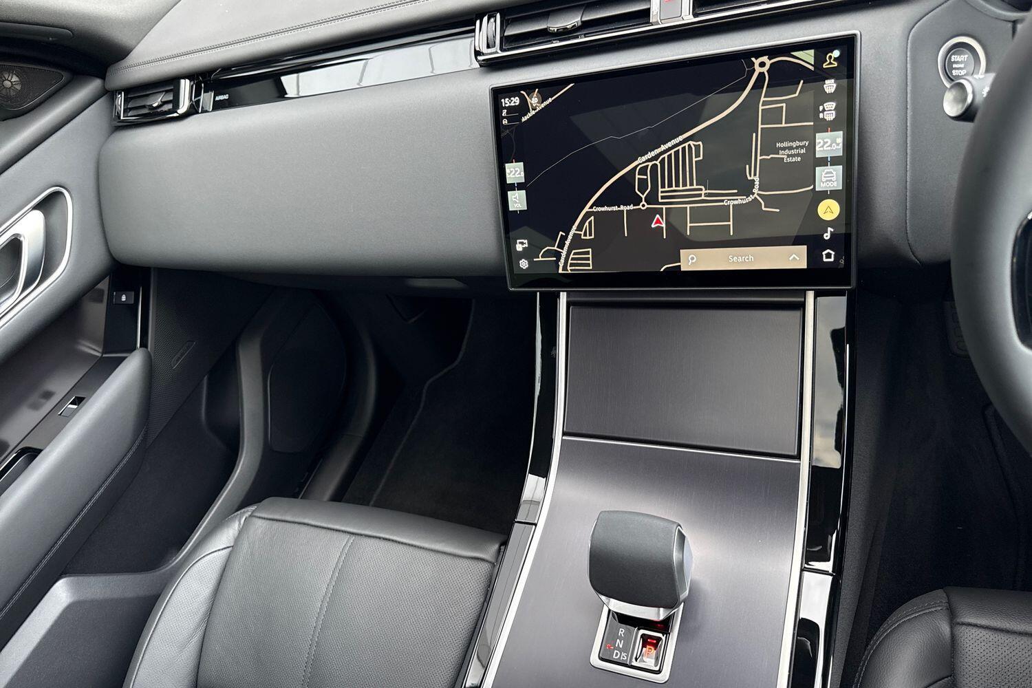 Used Land Rover Range Rover Velar 2025 for sale - 76498493: Photo 28