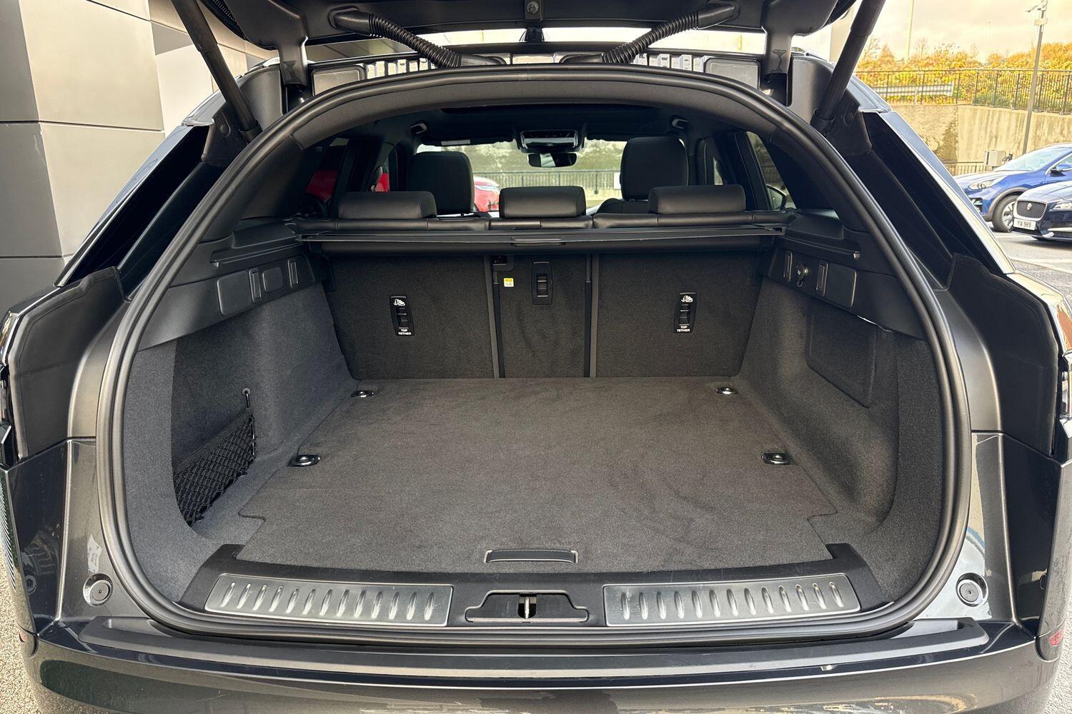 Used Land Rover Range Rover Velar 2025 for sale - 76498493: Photo 44