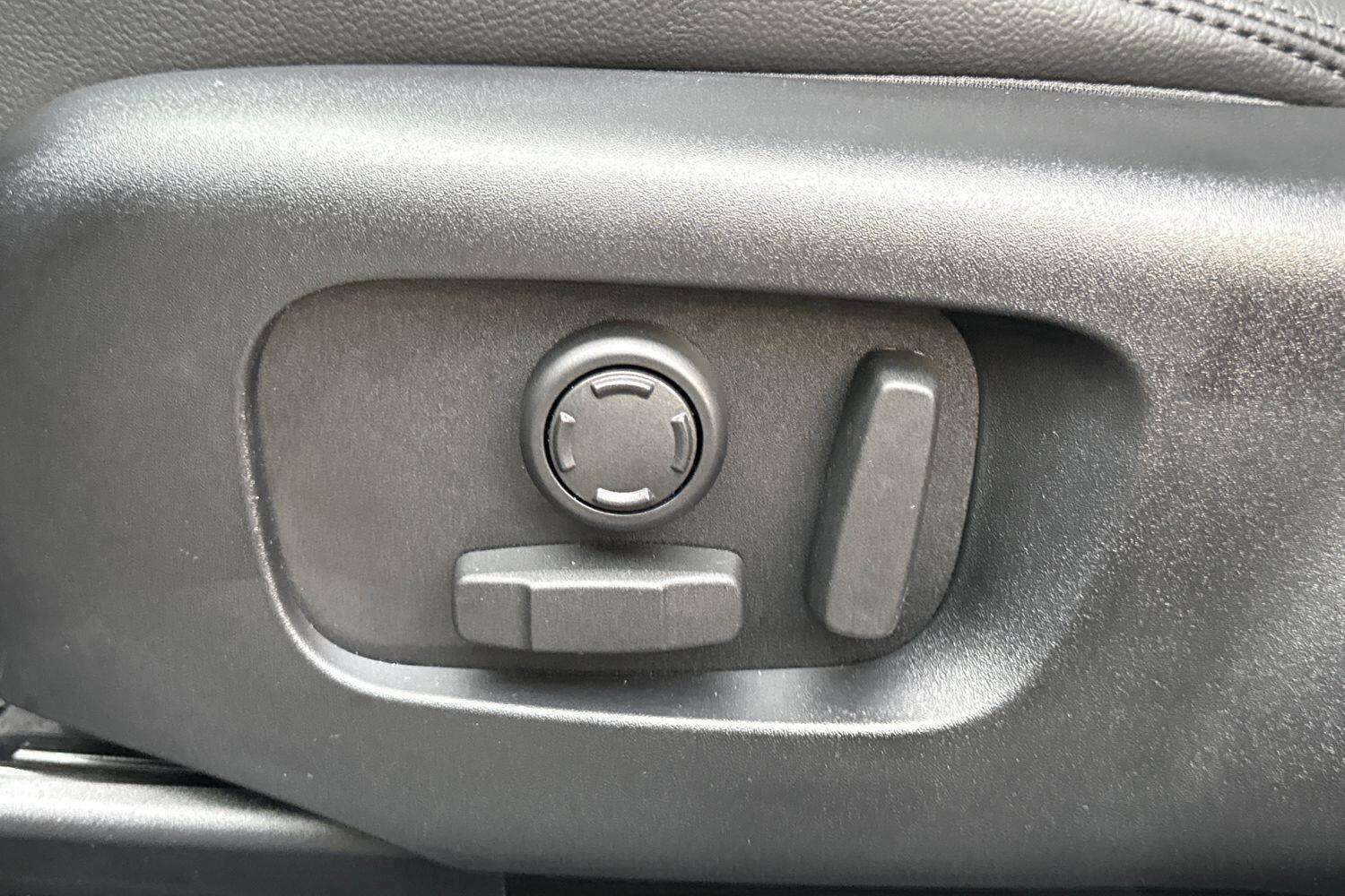 Used Land Rover Range Rover Velar 2025 for sale - 76498493: Photo 53