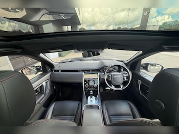 Used Land Rover Discovery Sport 2021 for sale - 75904890: Photo