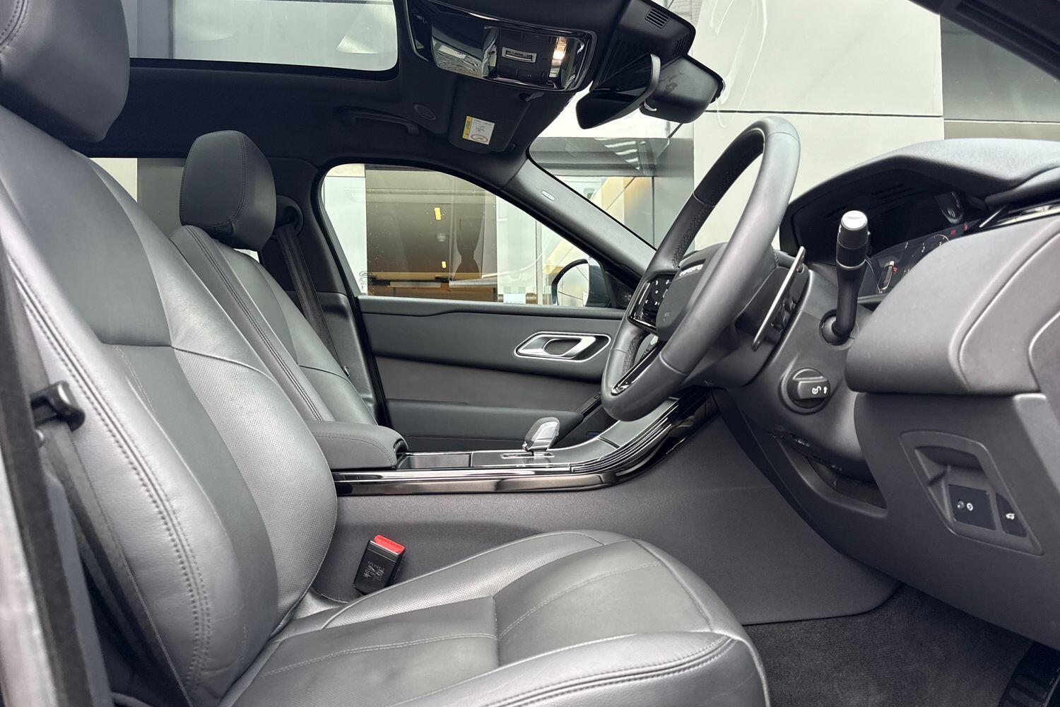 Used Land Rover Range Rover Velar 2023 for sale - 76550202: Photo 21