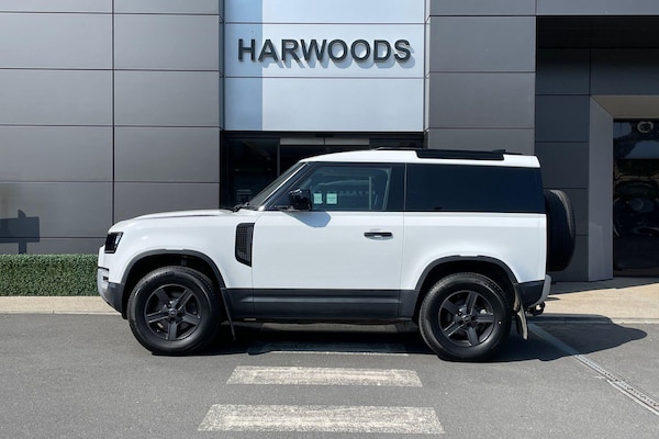 Used Land Rover Defender 2021 for sale - 76227942: Photo 10