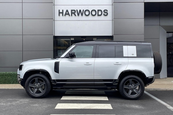 Used Land Rover Defender 110 2022 for sale - 75139556: Photo 11