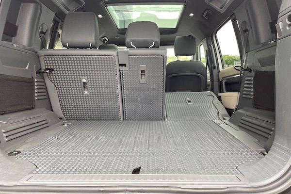 Used Land Rover Defender 110 2022 for sale - 75139556: Photo 33