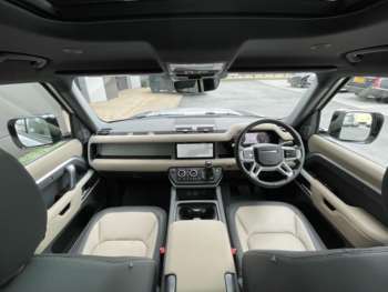 Used Land Rover Defender 2022 for sale - 75139556: Photo