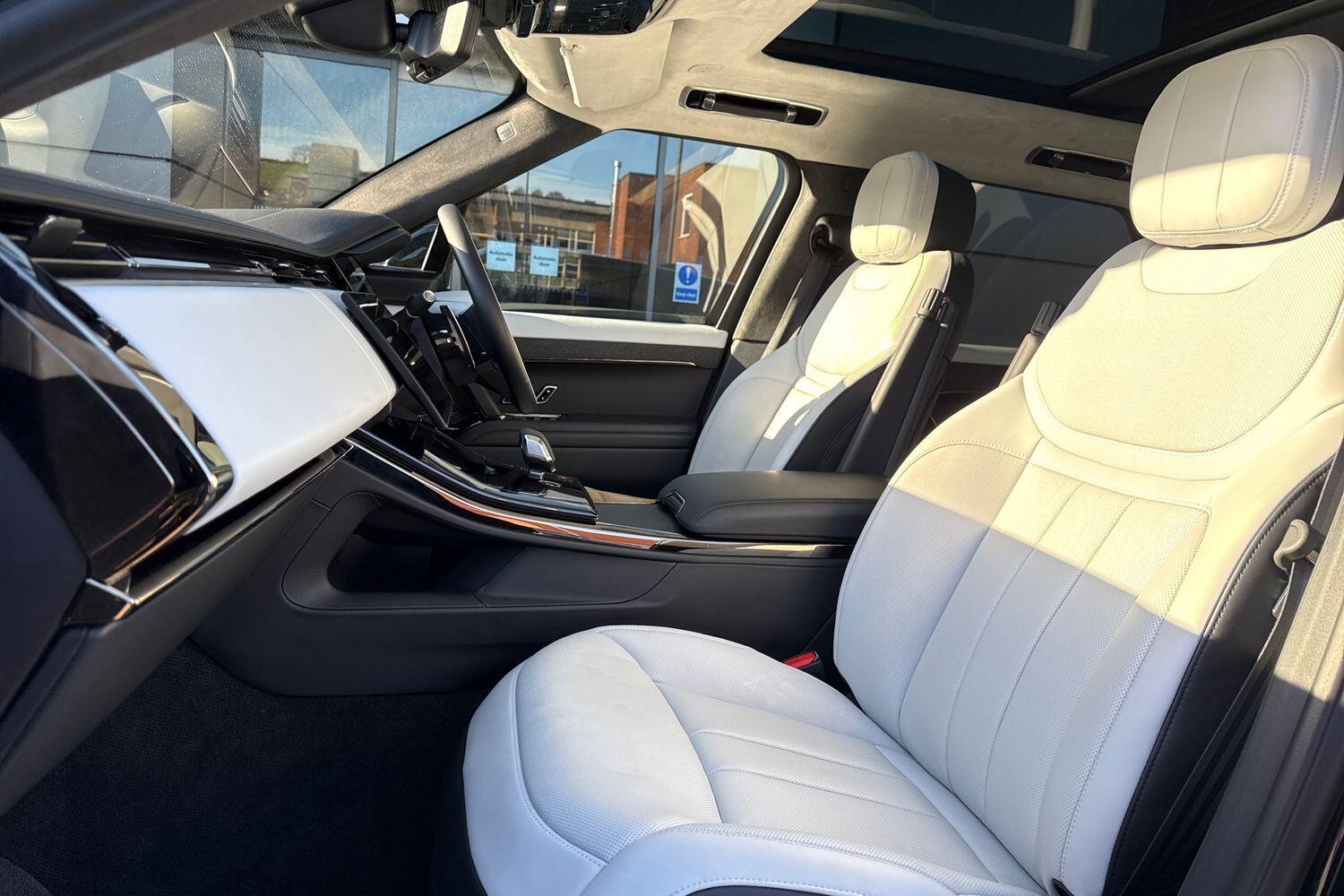 Used Land Rover Range Rover Sport 2023 for sale - 77131126: Photo 40