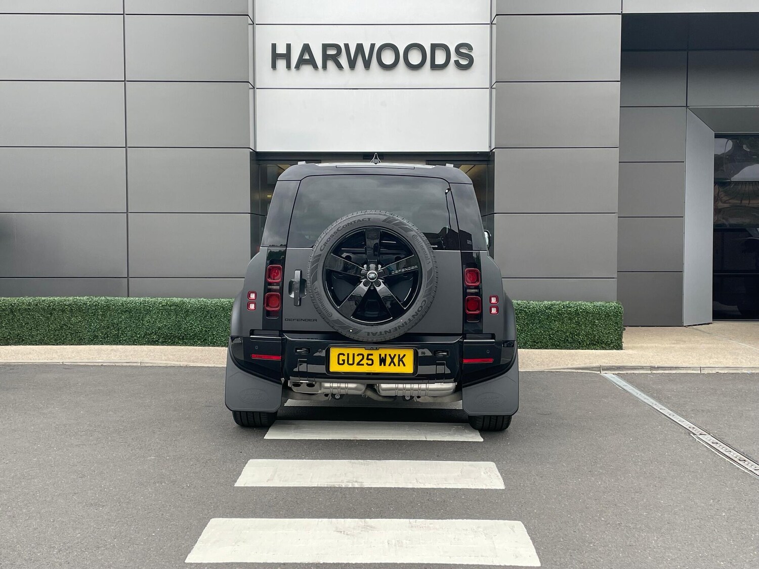 Used Land Rover Defender 2025 for sale - 76585580: Photo 14