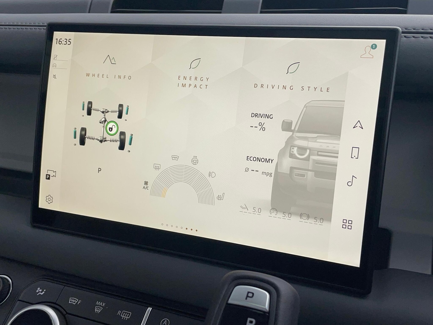 Used Land Rover Defender 2025 for sale - 76585580: Photo 37